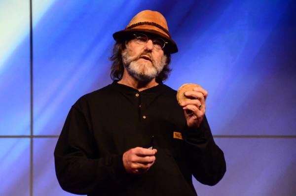 Paul Stamets — How Mushrooms Can Save You and (Perhaps) the World (#340)